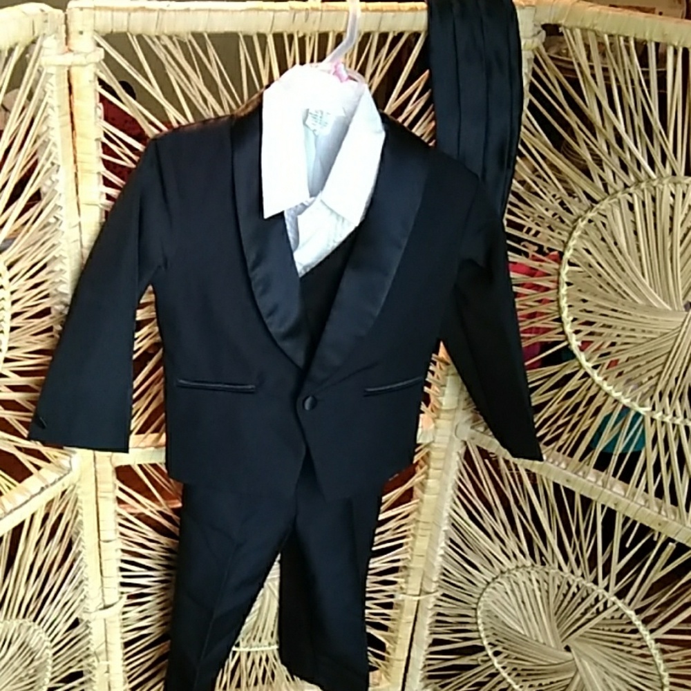 5 Piece Suit